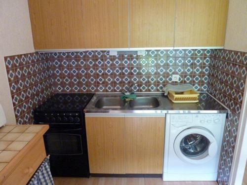 Studio spacieux au pied des pistes avec parking et balcon - FR-1-573-38 in Le Biot