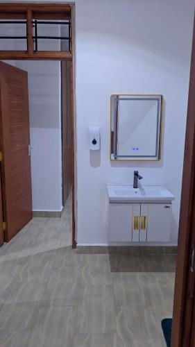 Jade luxury Apartments Diani beach - image 3