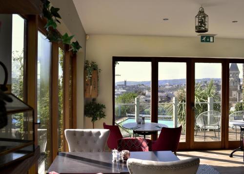 Étterem, Hotel Penzance Harbour View in Penzance