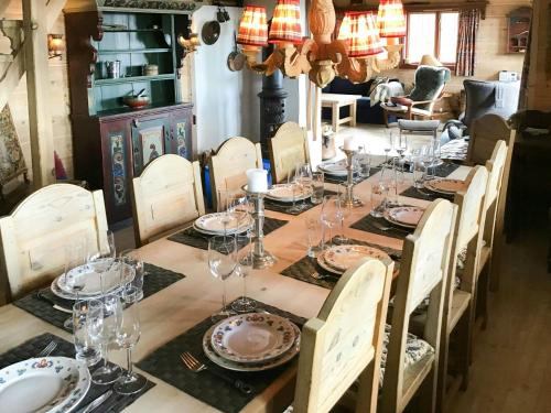 Vista exterior, Spacious Family Cabin With Views In Hafjell in Oyer