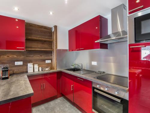 Appartement chaleureux proche pistes, parking inclus, 6 couchages - FR-1-563-93 in Куршевель