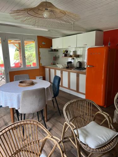 chalet atypique, Ile chambod in Challes-la-Montagne
