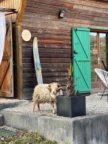 chalet atypique, Ile chambod in Challes-la-Montagne