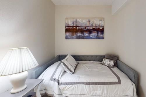 169-E - Madeira Beach Yacht Club - image 2