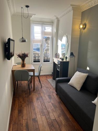 Charming apartment Pere Lachaise