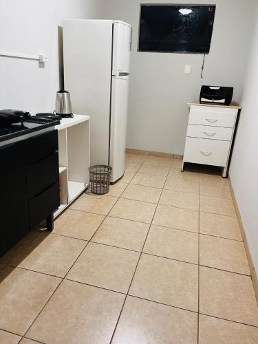 virtuve, Studio Palm Garden em Nova Andradina in Nova Andradina