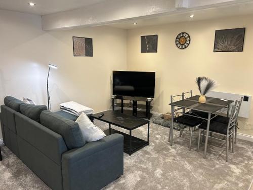 設施, Studio 1 in 豪登