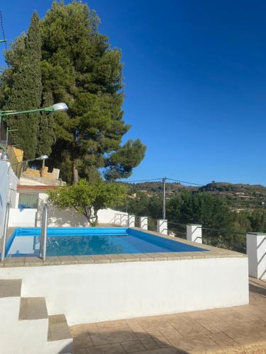 Peldbaseins, Mountain View - A Peaceful Villa Retreat in Kalles