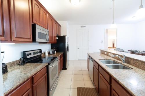 3 BR 3 BA Apartment 5min to Universal 1823sqft in Orlando, USA