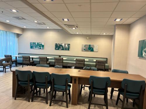 La Quinta by Wyndham Nashville Airport/Opryland - image 20