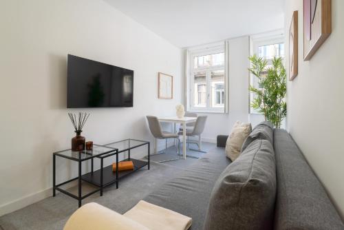 Bonfim Charming Flats by HostWise Room Type - One-Bedroom Apartment