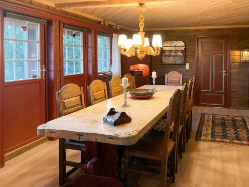 Vista exterior, Spacious Family Cabin With Views In Hafjell in Oyer