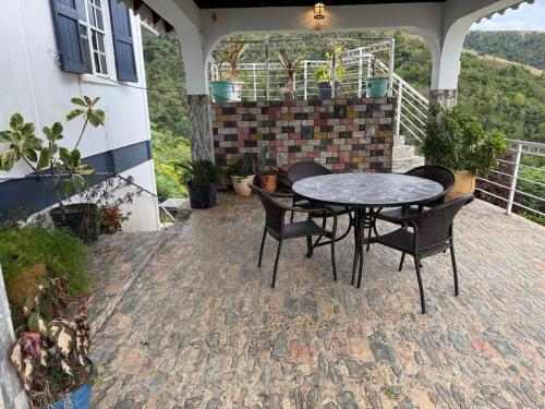 Facilities, Luxurious Hillside Villa Near Roseau in Canefield