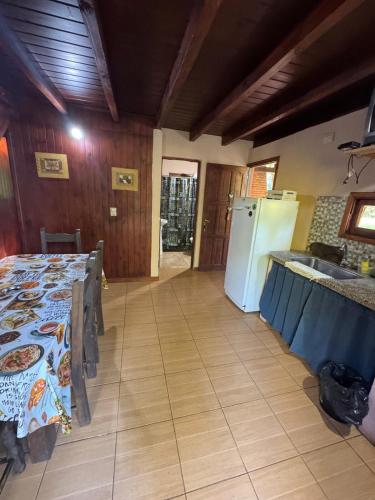Cabaña DOS Refugio (Cabana DOS Refugio) in Paso De La Patrija