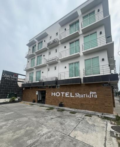 Hotel Sharidia Inn – khách sạn tại Cristóbal Colón