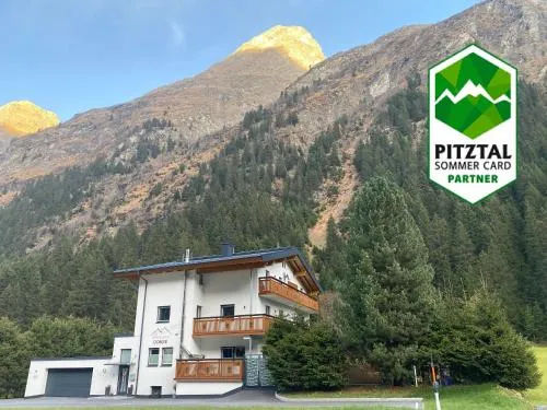 Appartements Dobler - s'Darhuam in St. Leonhard im Pitztal, Österreich