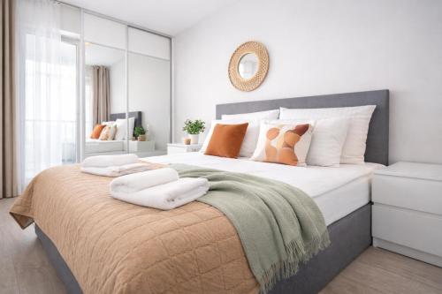 InPoint Zablocie Modern Apartments for Work&Travel Self Check-in, Cracovie