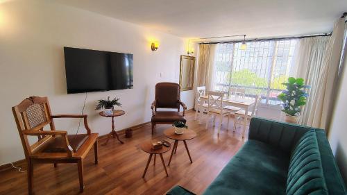 Spacious ground floor apartment in Jardin del Mar