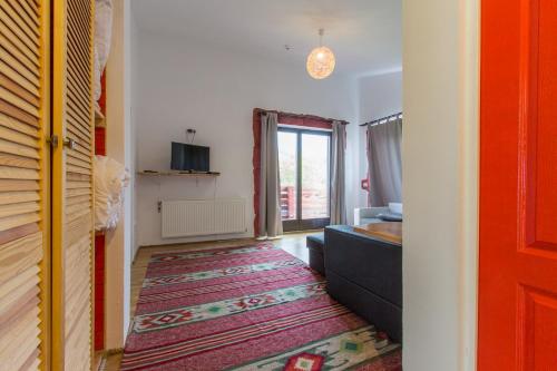 Ana Bed And Breakfast - image 10