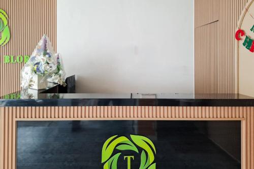 Lobi, Urbanview Hotel Tentrem 2 near Alun Alun Blora in Blora