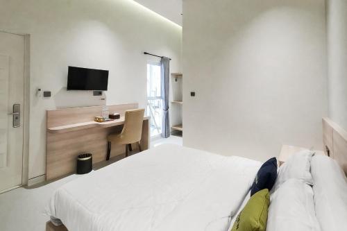 Urbanview Hotel Tentrem 2 near Alun Alun Blora in Blora