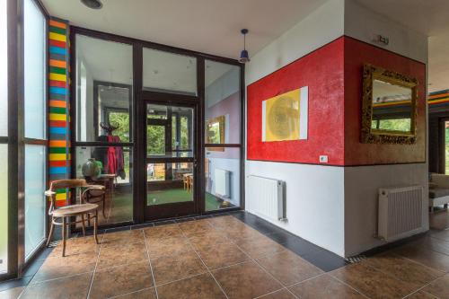 Ana Bed And Breakfast - image 9