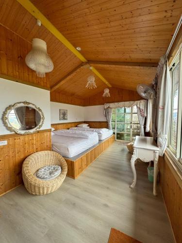 2 double beds