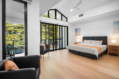 Harborview Modern Apartment 9F in 維克多港