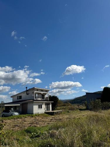 Toma House