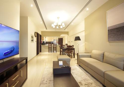 Modern 2BR Apartment Near Dubai Mall with Pool Gym, Dubaj (fotografie 3)