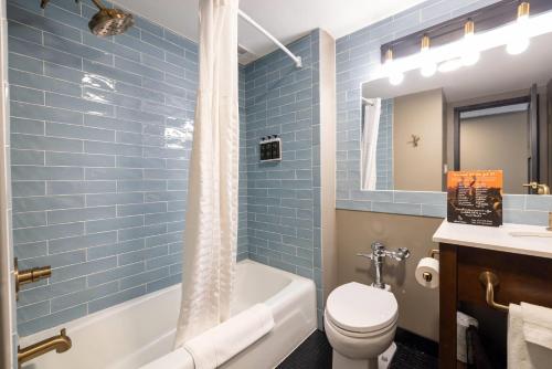 The Highlander Hotel in Iowa City, USA