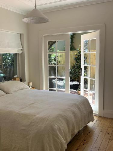Parsley Bay garden apartment in Watsons Bay