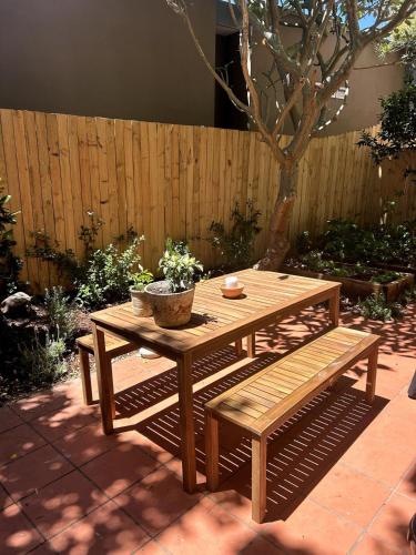 Parsley Bay garden apartment in Watsons Bay