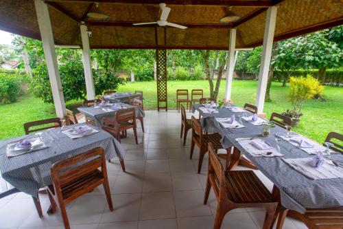 Restaurant, Satwa Elephant Eco Lodge in Parc national de Way Kambas