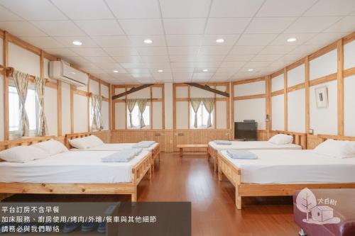 Family Room With Shower