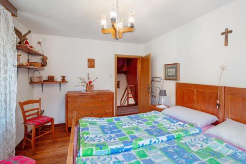 One-Bedroom Apartment with Garden