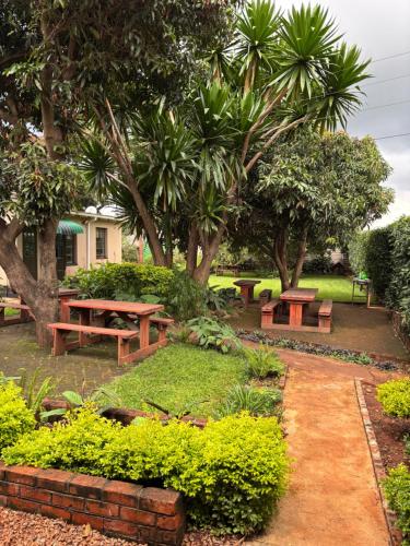 ทัศนียภาพ, Apoka Guest Lodge in ฮาราเร