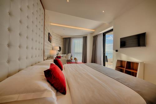 Kalamper Hotel & Spa - image 23