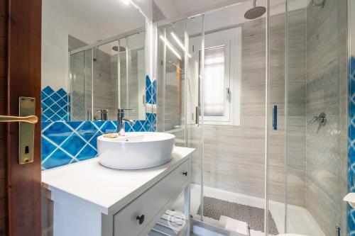 Badezimmer, Pinus Village Coastal Hideway in Santa Margherita di Pula