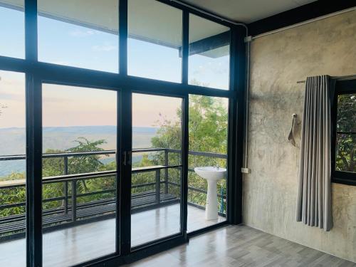 Surrounding environment, Phongtang Garden Homestay in Noen Maprang