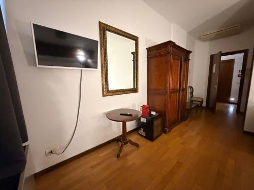 MH Hotel Merica Room Type - Double Room