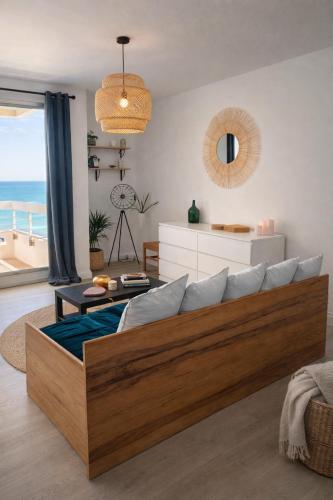 STUDIO LES PIEDS DANS LE SABLE, VUE MER & BALCON