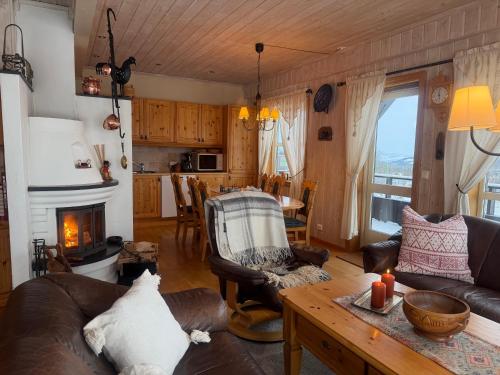 . Koselig Leilighet Med Flott Utsikt