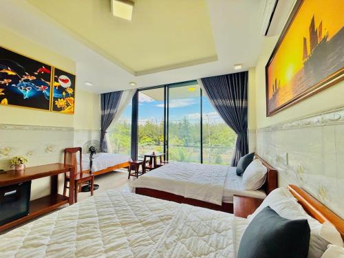 room detail thumbnail 0