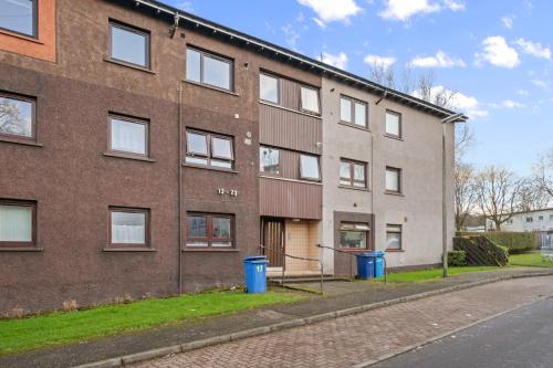 Bruce Road 3 Bedroom Apartment - Glenrothes, Fife in 格倫羅西斯