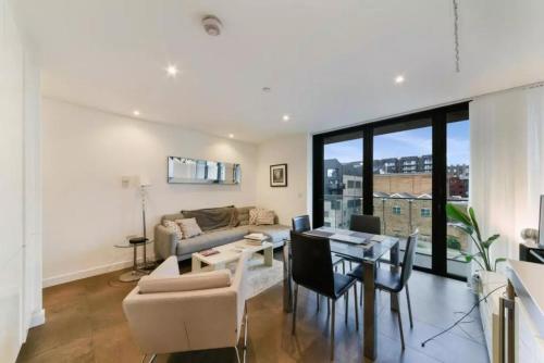 Central London Hidden Gem, Londyn