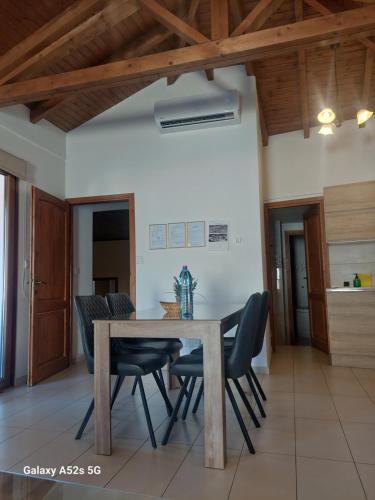 Love Holiday Suite 1 in Treis Elies