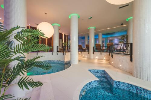 Pemandangan, Kalamper Hotel & Spa in Bar