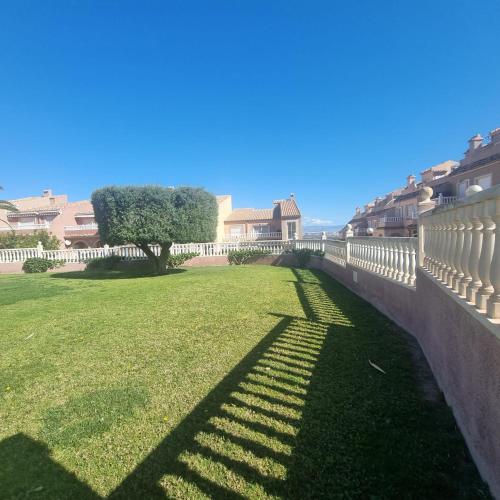 AL Gran Alacant 2BR Apartment with Pool - image 3