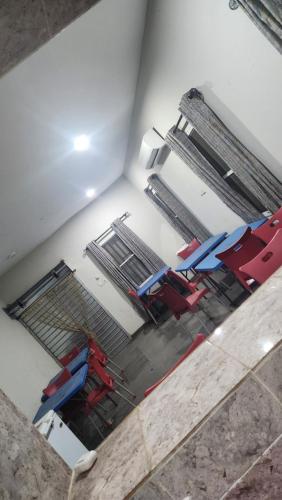 Restorāns, Dominion Apartment and Guest House in Ogijo